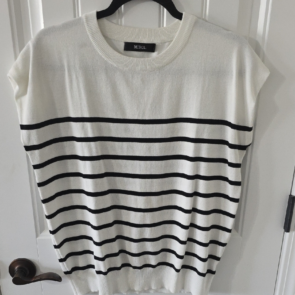 Chic Striped Sweater Vest